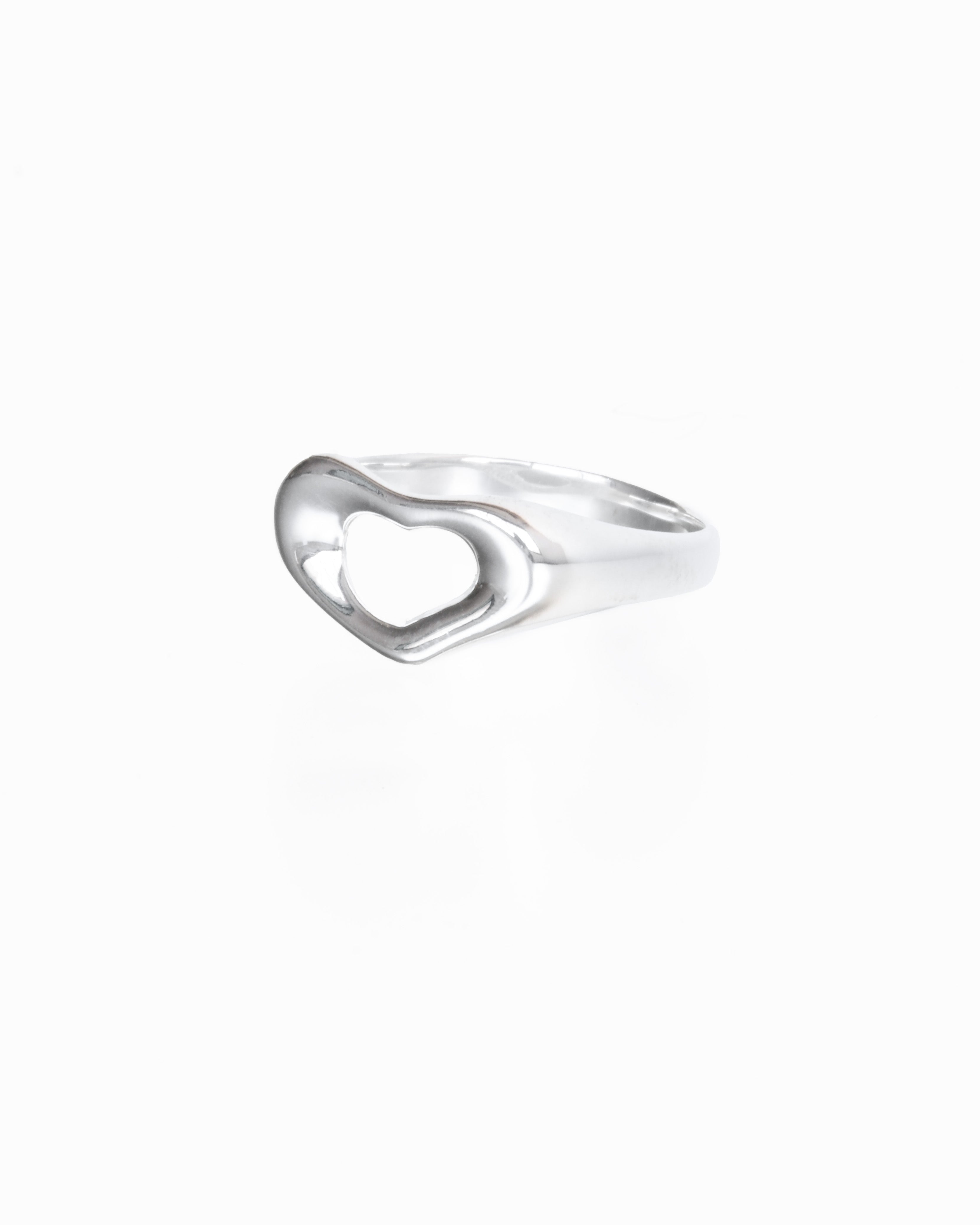 Tiffany & Co. Open Heart Ring 925 16号 Tiffany & Co. Open Heart Ring – nall