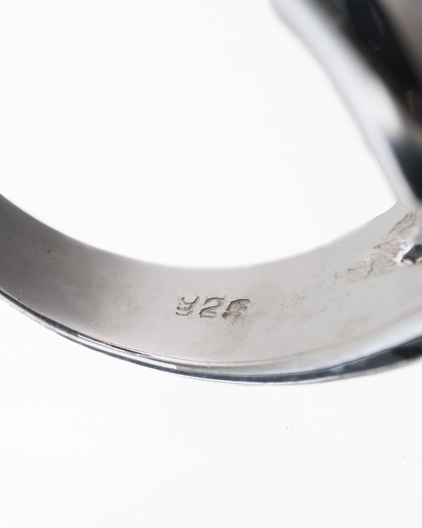 925 Ring
